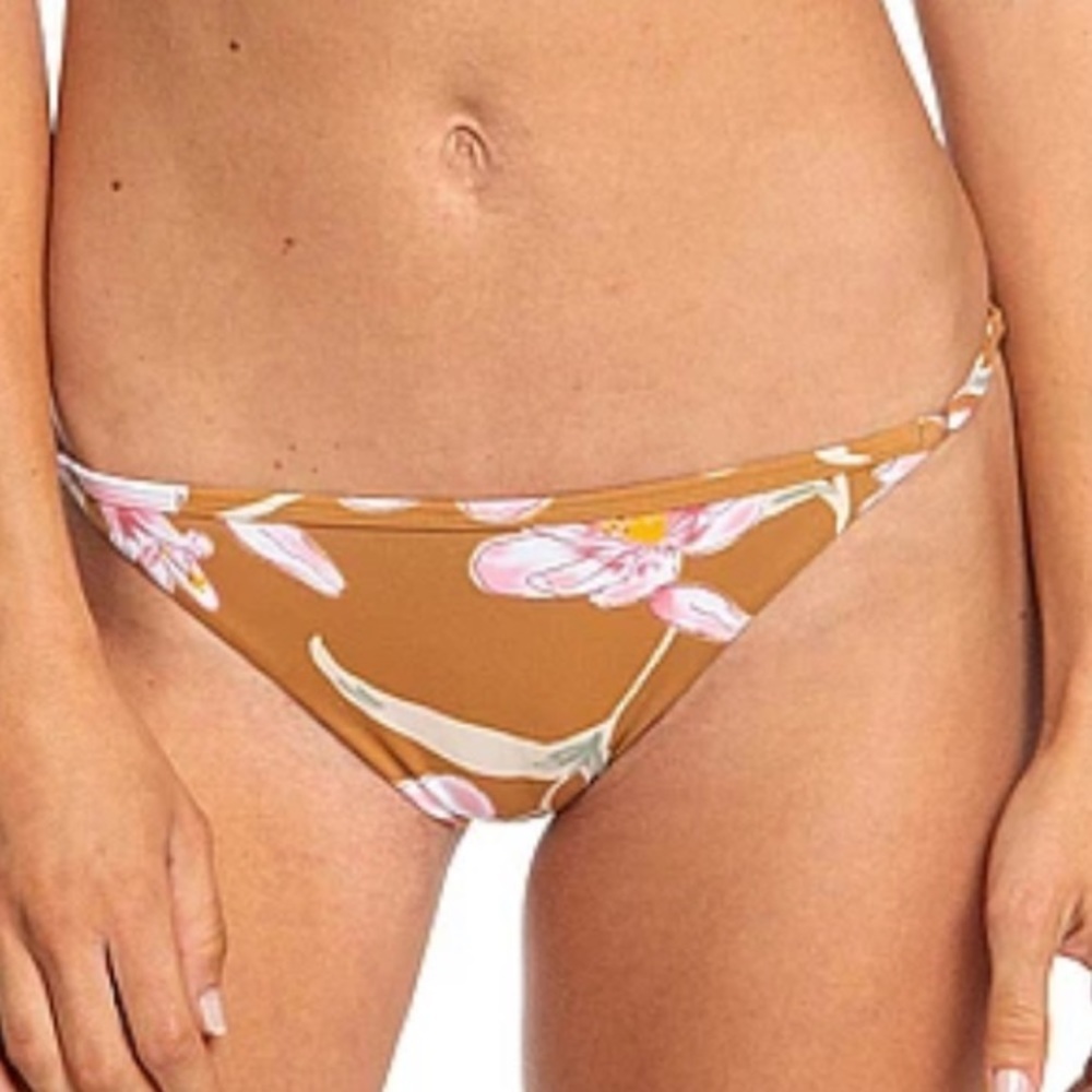 NWT Roxy Printed Beach Classic Reg Bottom Size Large